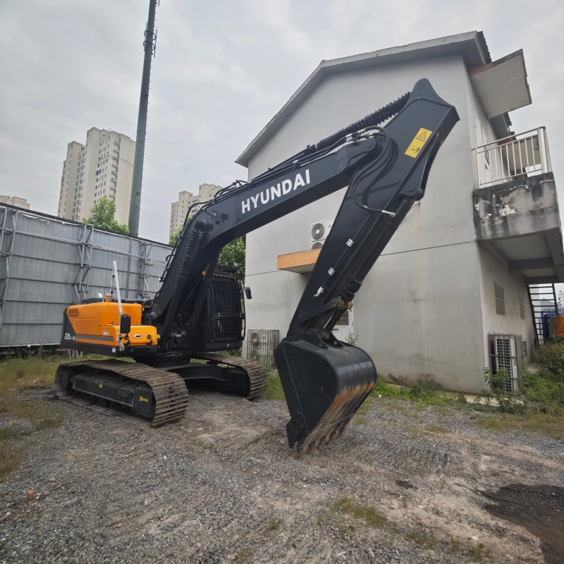 Hyundai 220-9S image 2