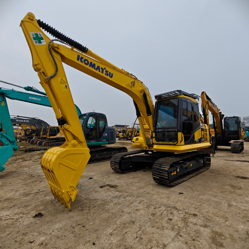 Komatsu 130
