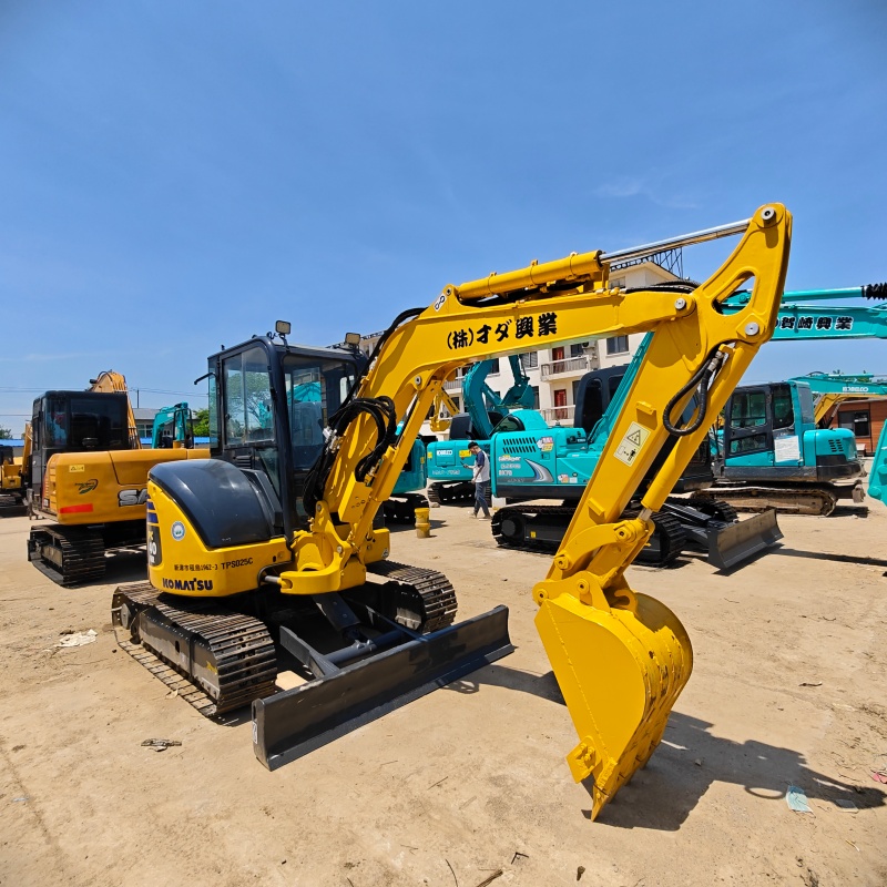 Komatsu 40 image 2