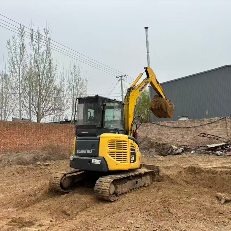 Komatsu 55 image 4