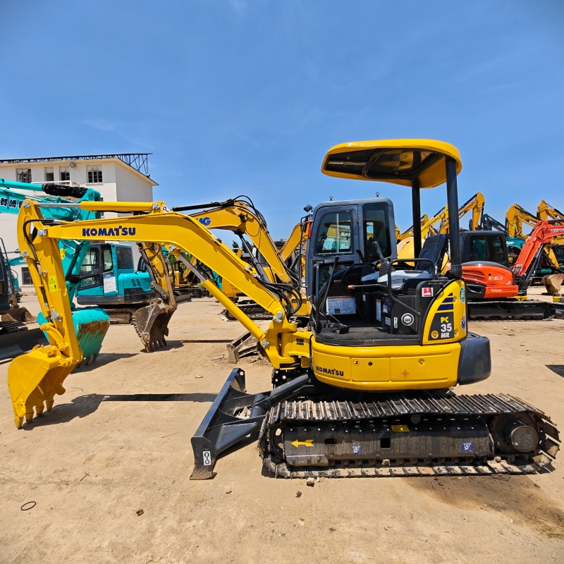 Komatsu 35（2） image 2