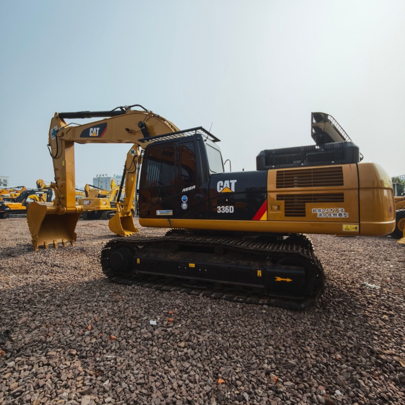 Caterpillar 336D image 4