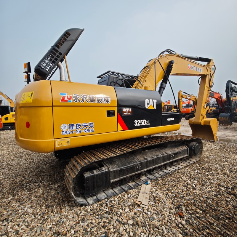 Caterpillar 325D2L image 3