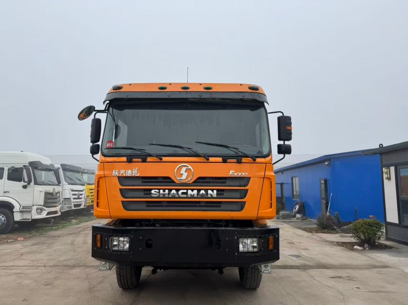Shacman F3000 6×4 Dump Truck in Earth Yellow image 2