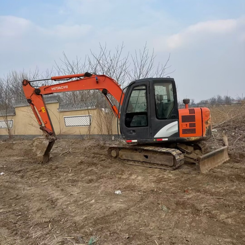 Hitachi 60 image 2