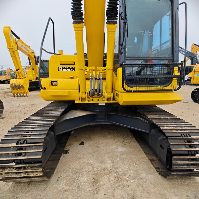 Komatsu 130 image 10