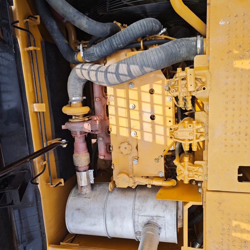 Caterpillar 323DL image 10