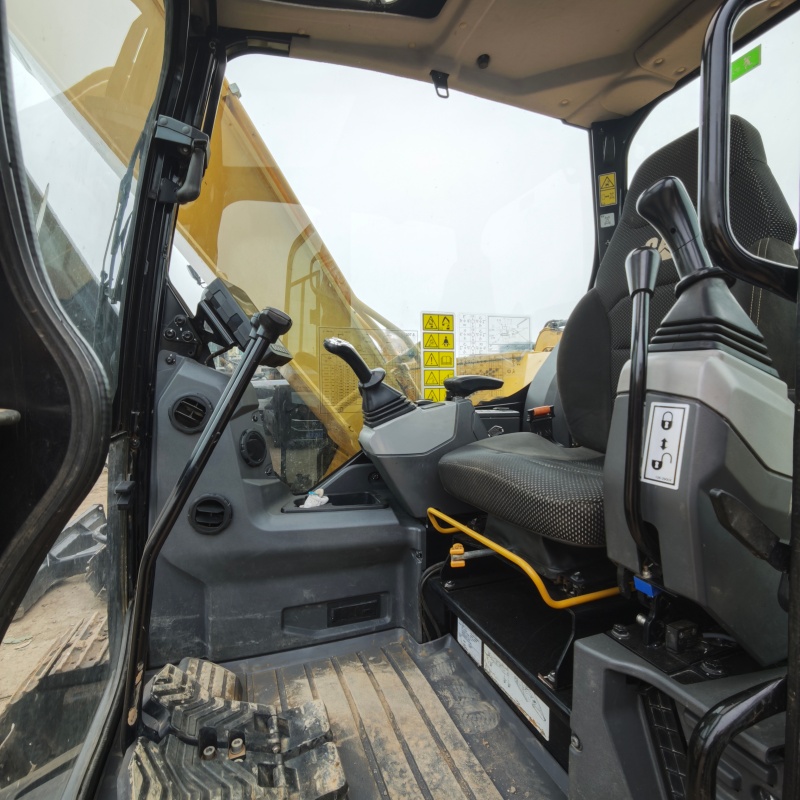 Caterpillar 307.5 image 10