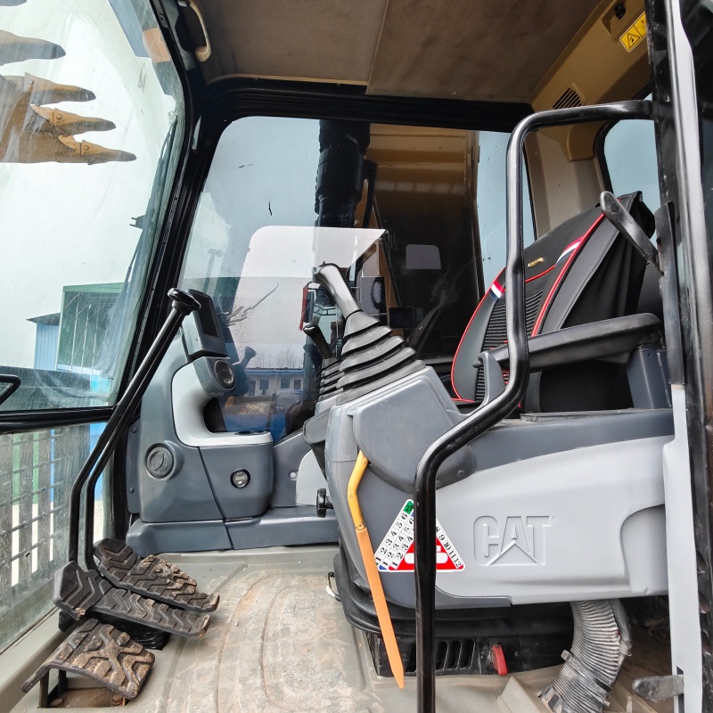 Caterpillar 323D2L image 9