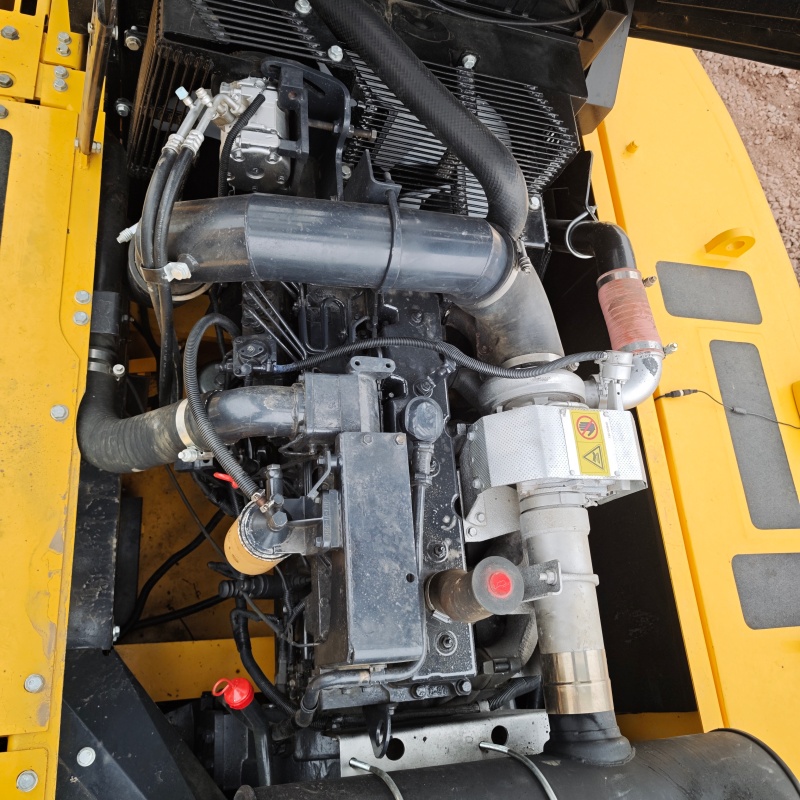 Komatsu 360 image 11