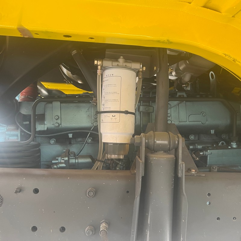 HOWO 4×2 Sewage Suction Truck image 12