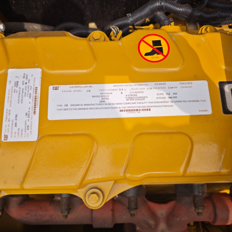 Caterpillar 340D2L image 12