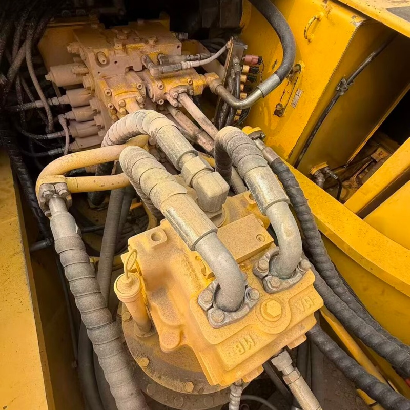 Komatsu 360 Original image 13