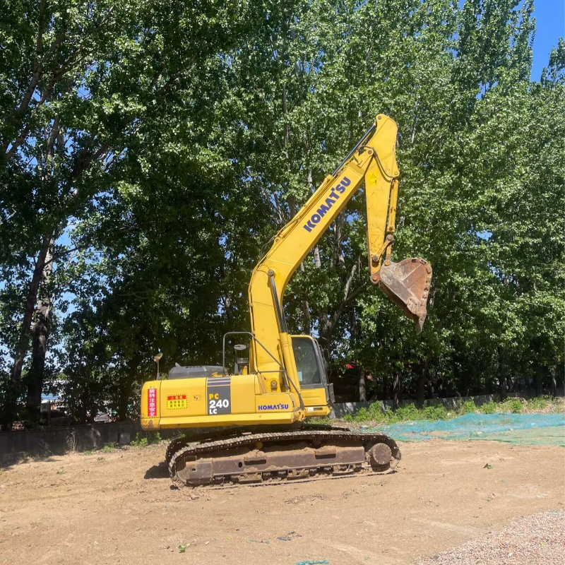 Komatsu 240 Original