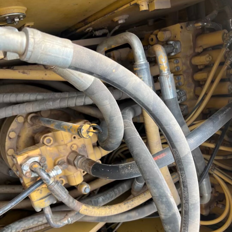 Caterpillar 323D2 Original image 16