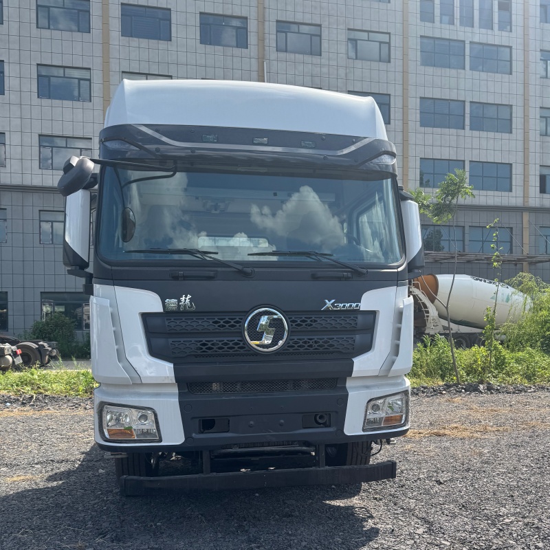 Shacman X3000 6×4 Tractor Truck image 3