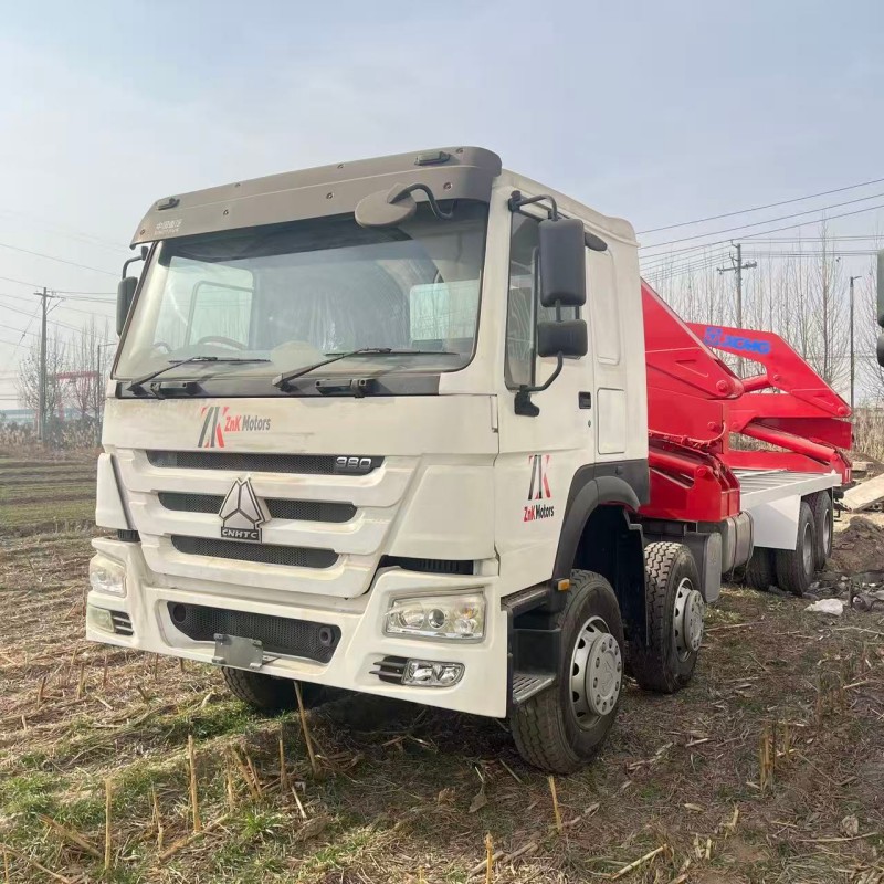 Sinotruk HOWO 6×4 Side-Lifting Dump Truck