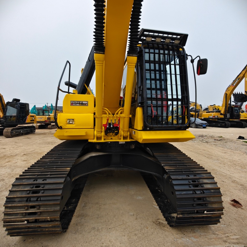 Komatsu 160 image 4