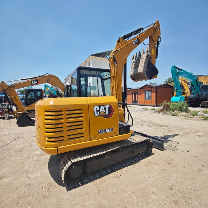 Caterpillar 305.5E2 image 2