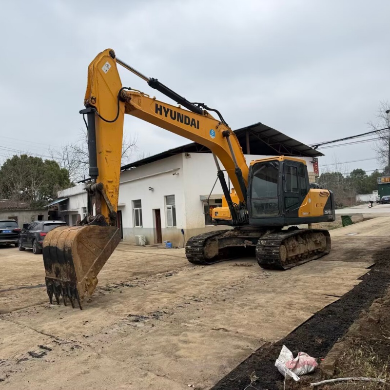 Hyundai 215VS