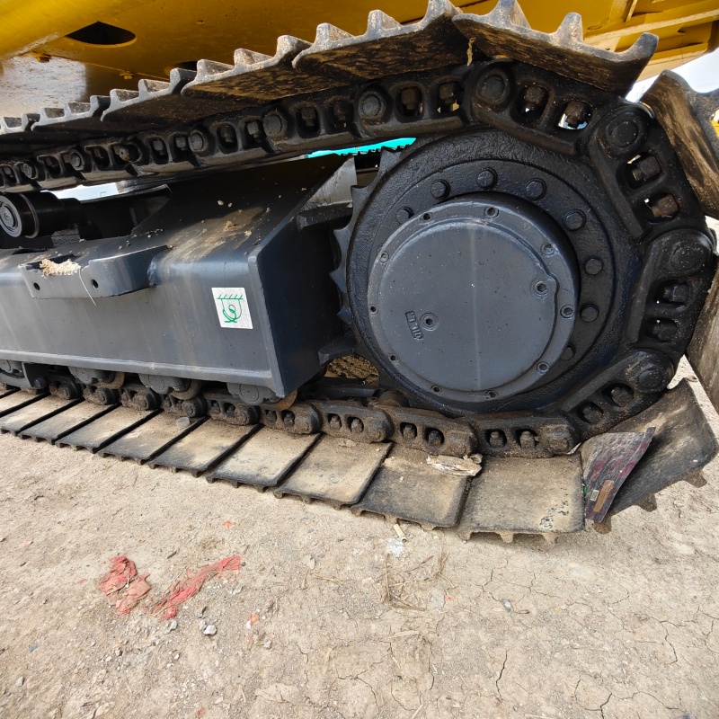 Komatsu 130 image 9