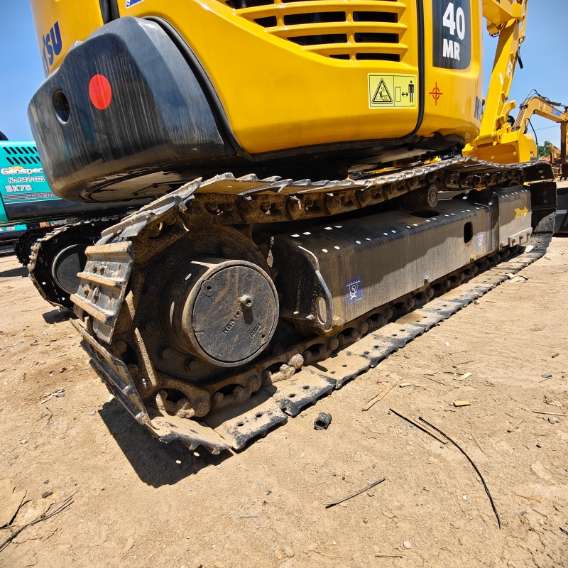 Komatsu 40 image 8