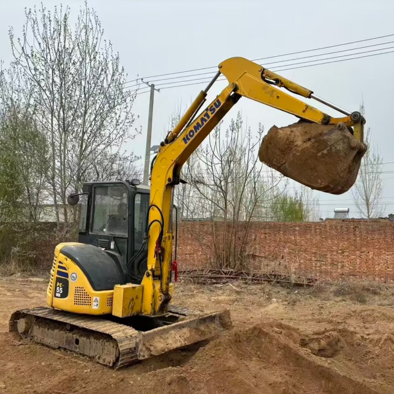 Komatsu 55 image 6