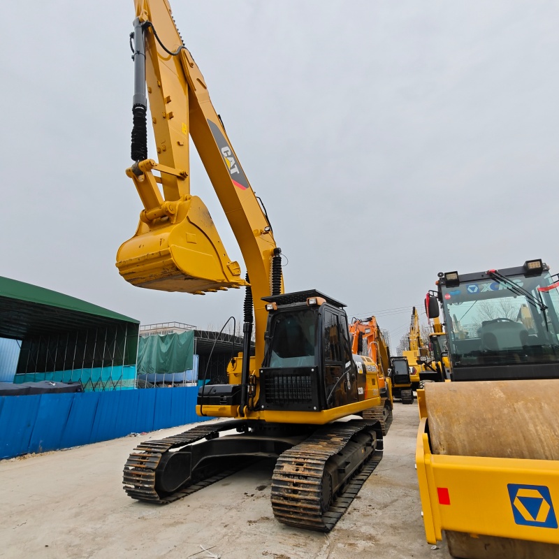 Caterpillar 323D2L image 4