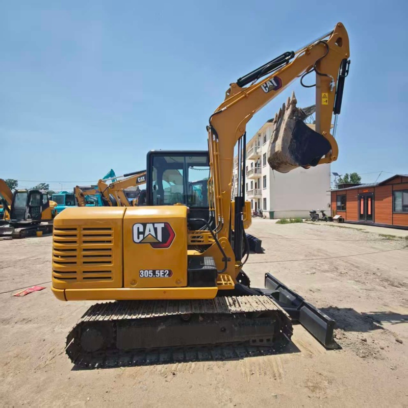 Caterpillar 305.5E2 image 3