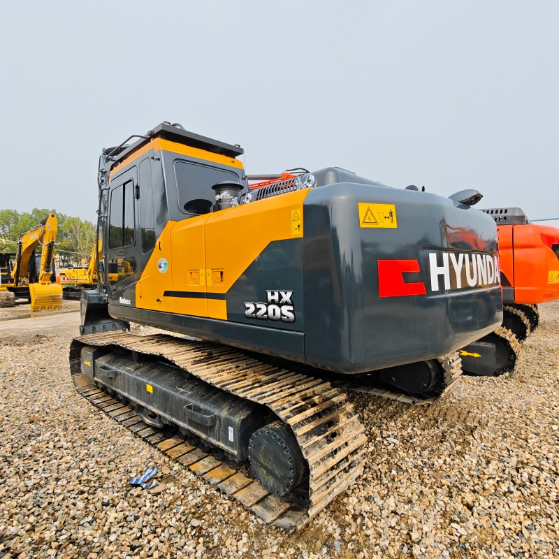 Hyundai 220HX image 4