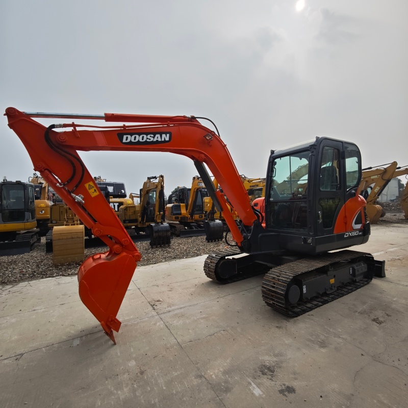 Doosan  DX60