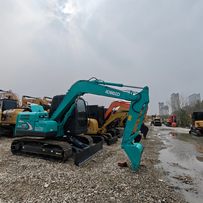 Kobelco  75 image 3
