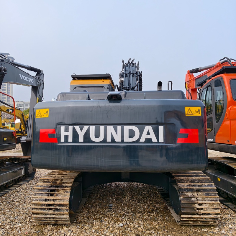 Hyundai 220HX image 6