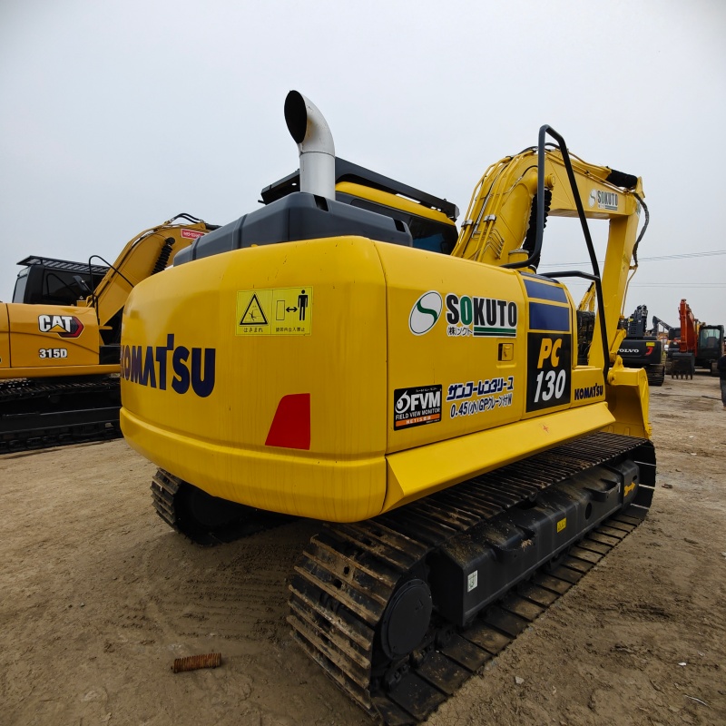 Komatsu 130 image 5