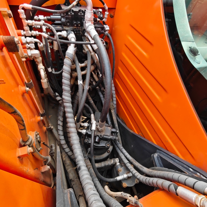 Doosan  DX75 image 8