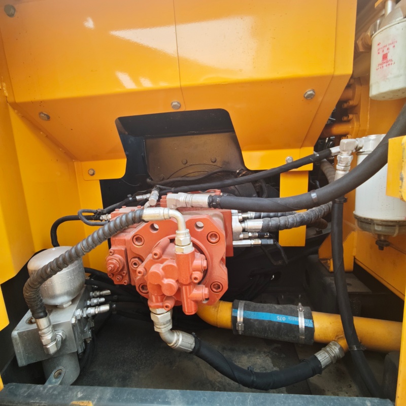 Hyundai 150-9S image 7