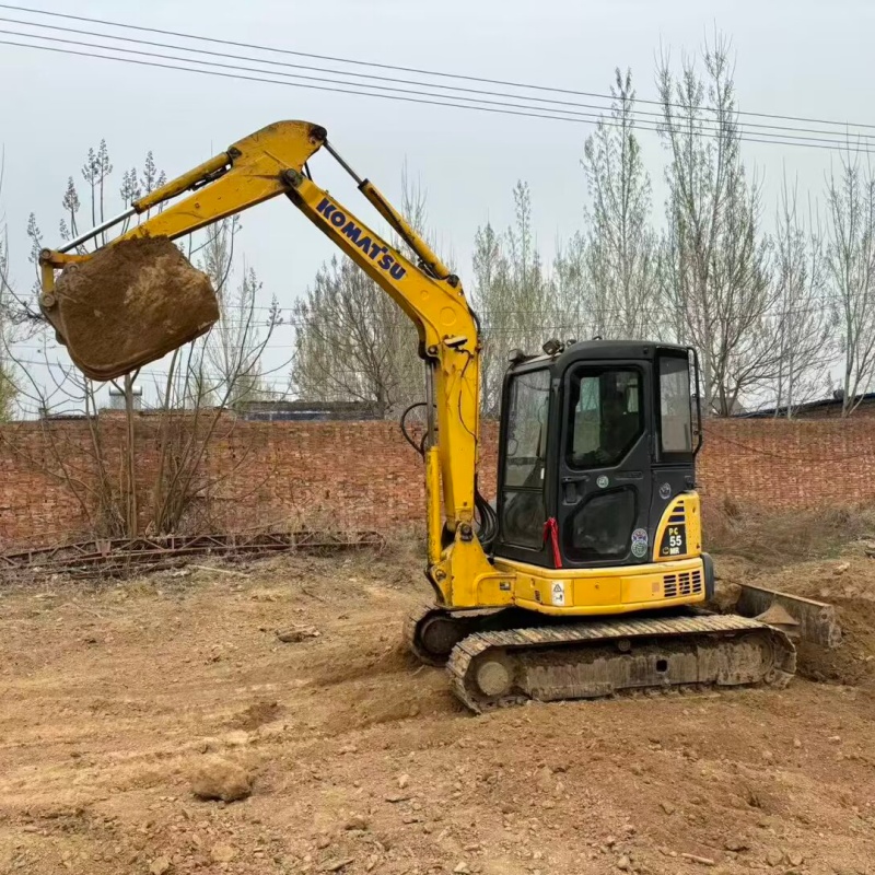 Komatsu 55 image 2