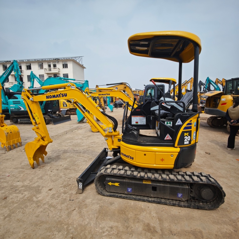 Komatsu 20 image 4