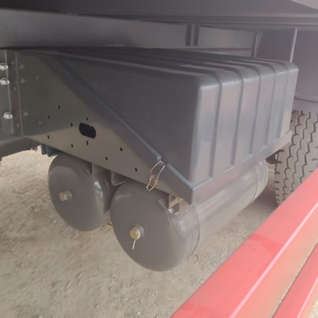 Sinotruk HOWO 8×4 Flatbed Truck image 7