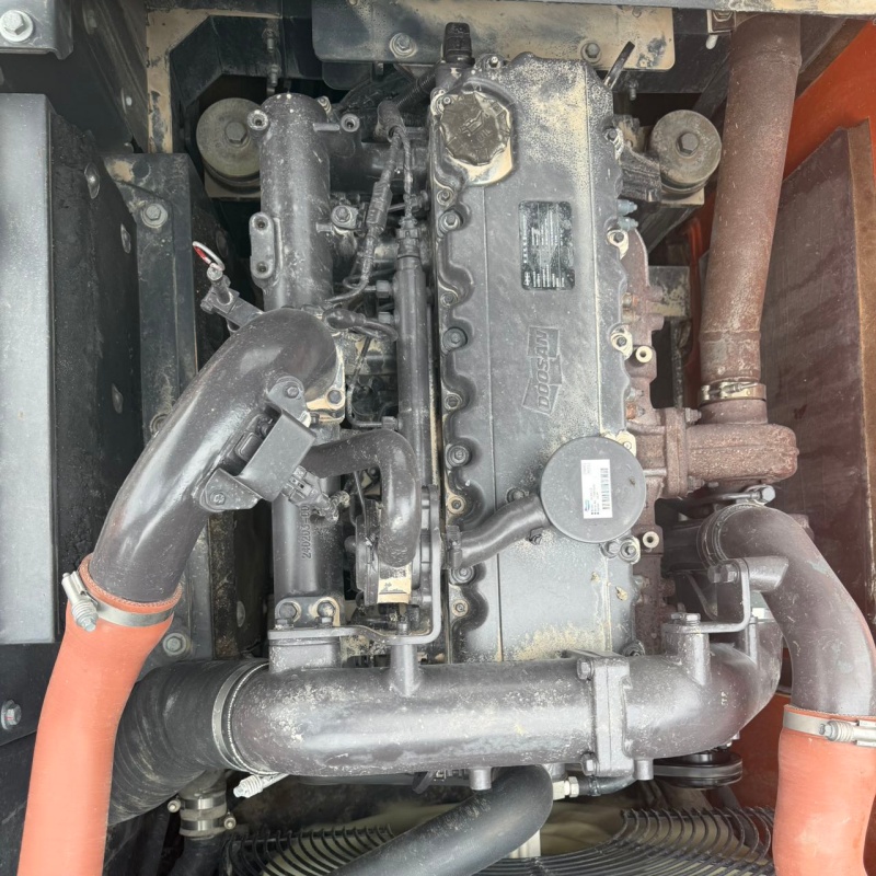 Doosan DX260 image 7