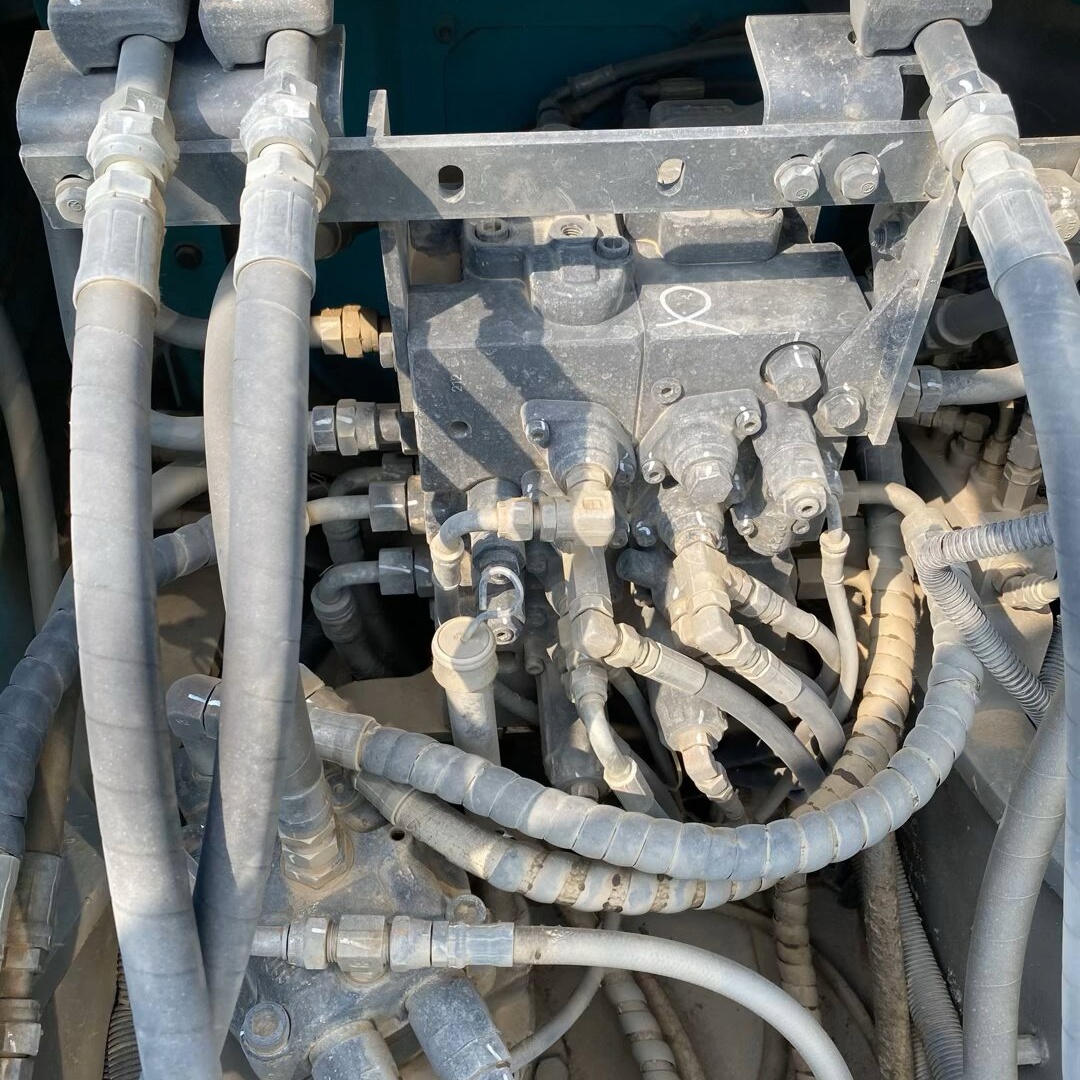 Kobelco 130 image 8