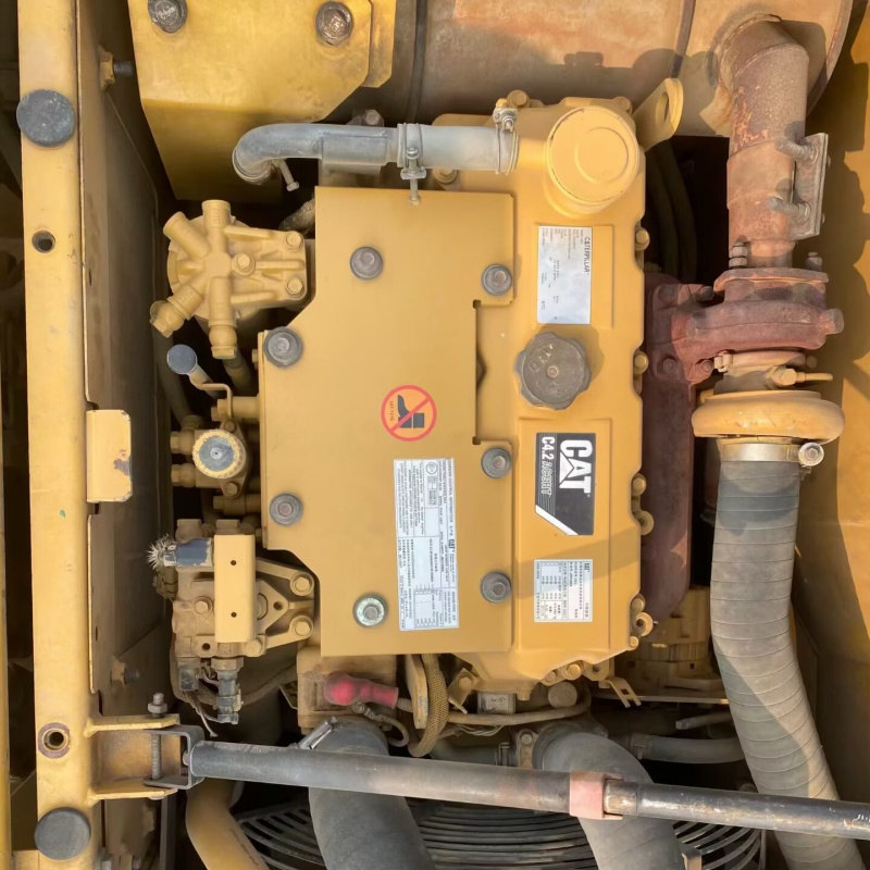 Caterpillar 313D2 image 8