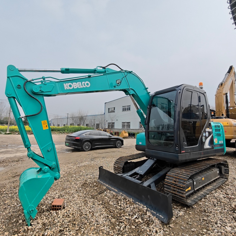 Kobelco  75