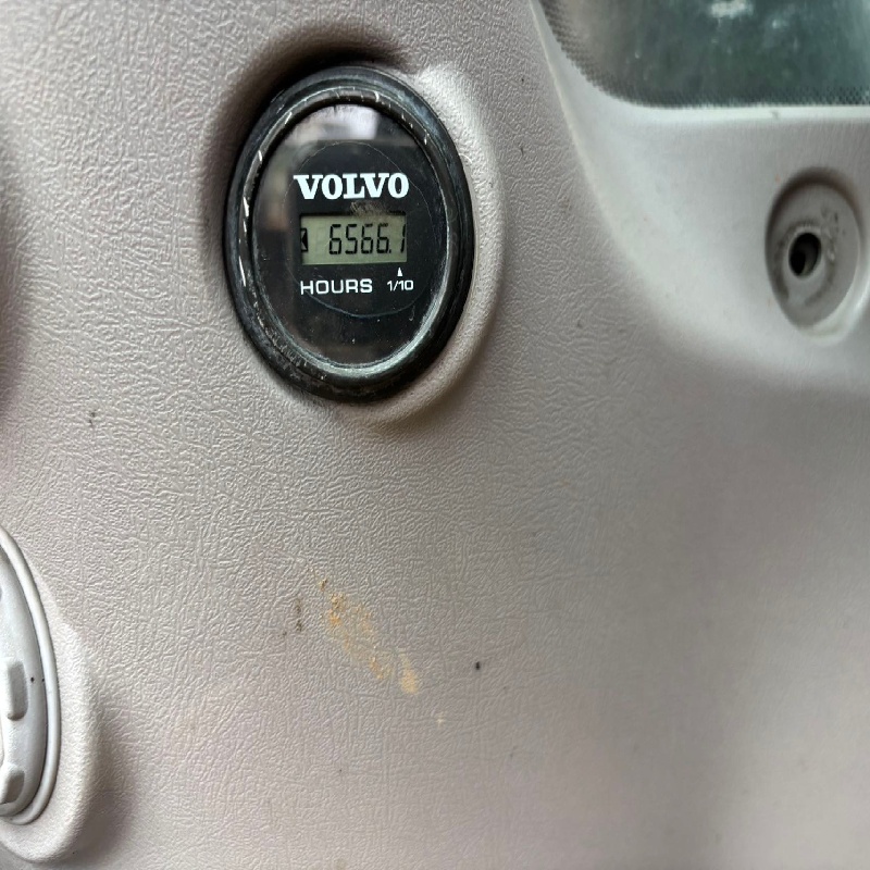 Volvo 950 image 9