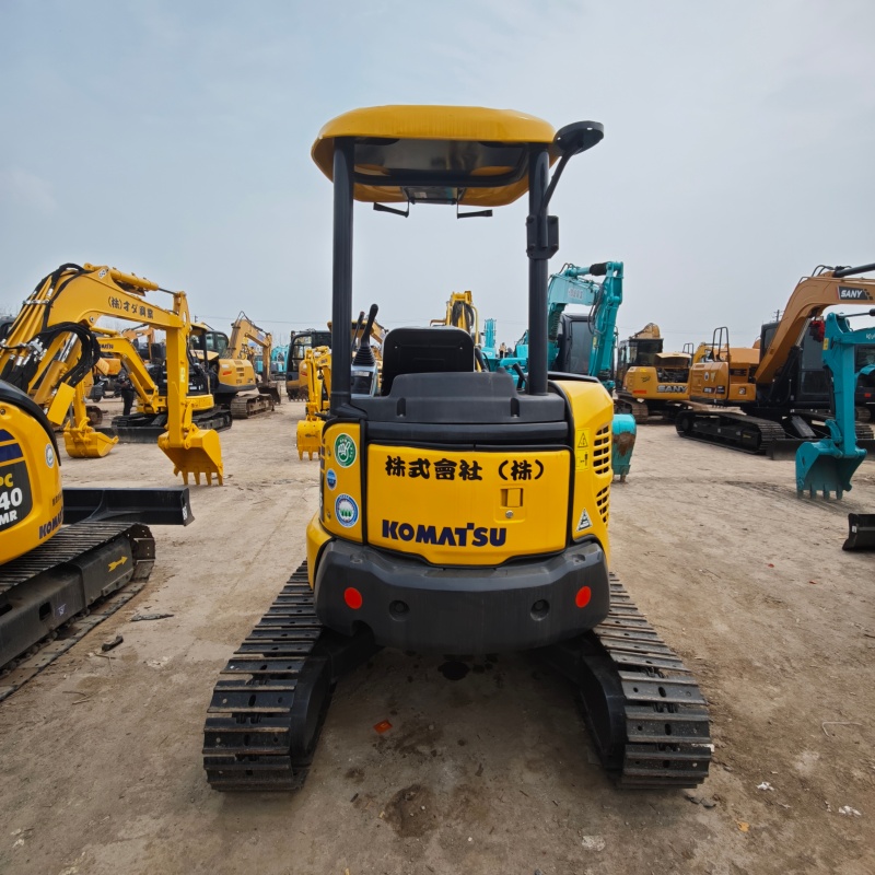 Komatsu 35 image 5