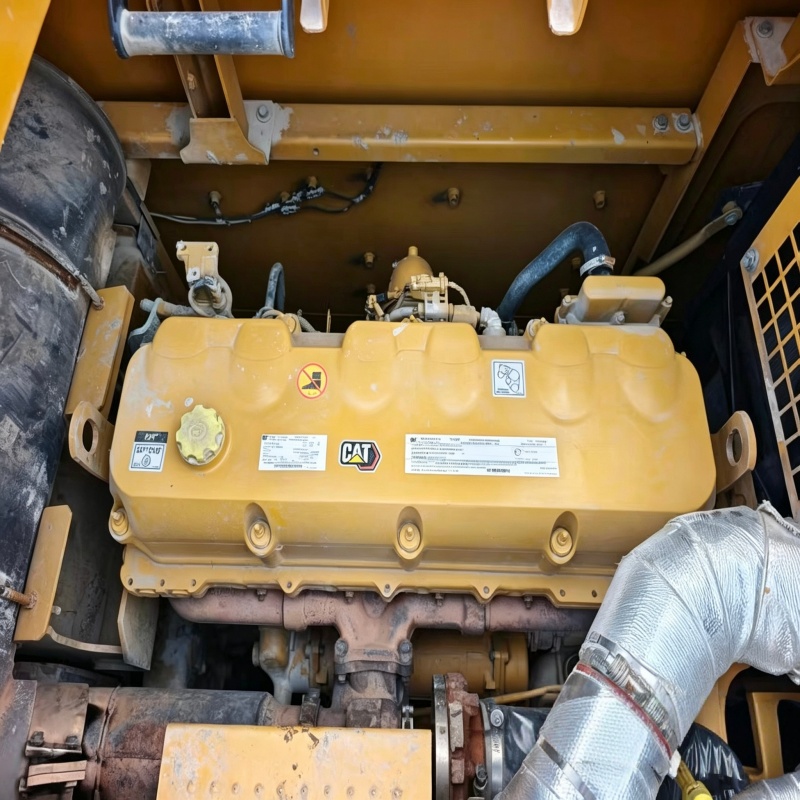 Caterpillar 349 image 9