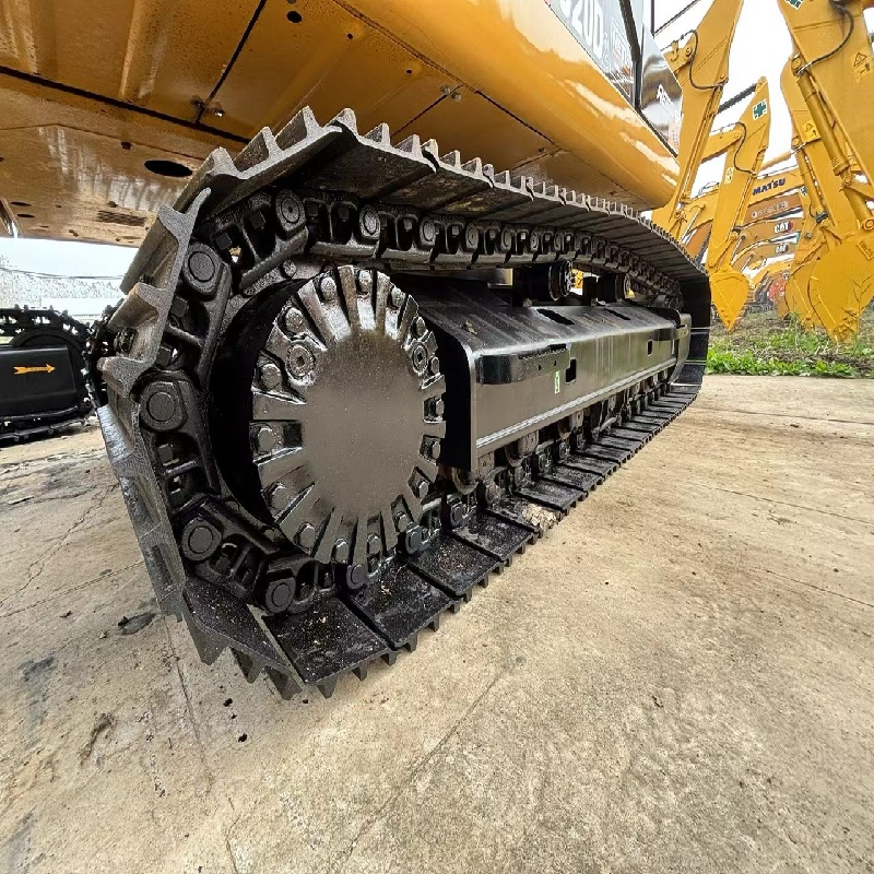 Caterpillar 320D2 image 9
