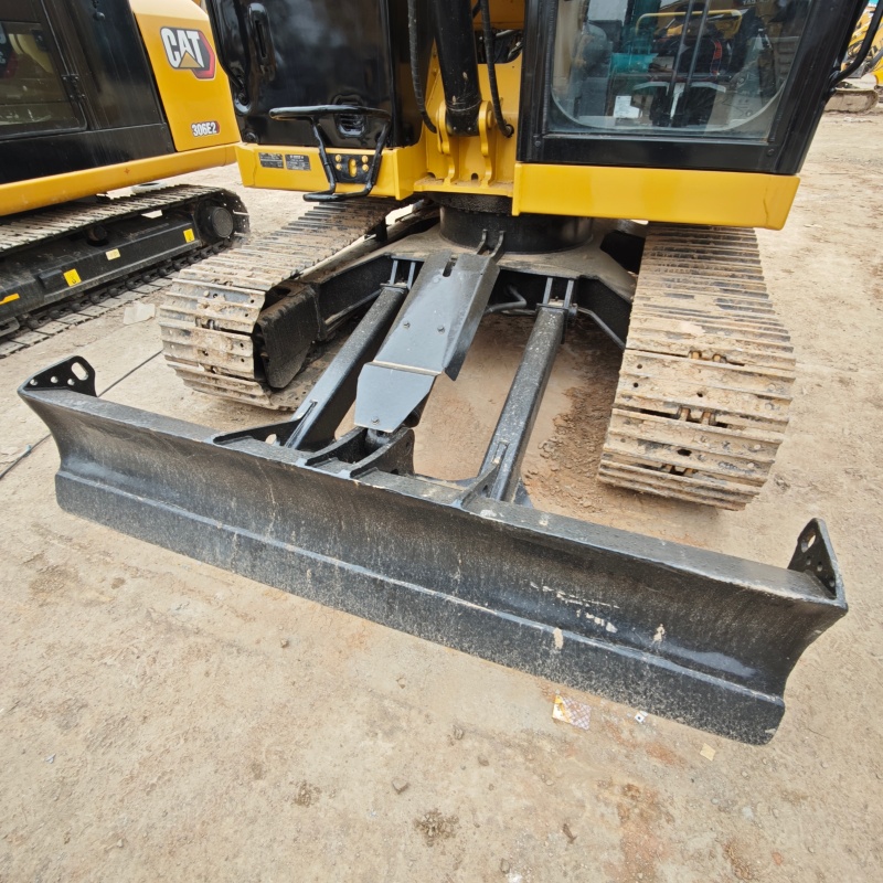 Caterpillar 307.5 image 9